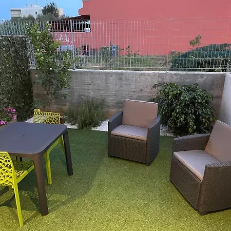 Casa Vacanza Colors Porto Torres Exterior photo
